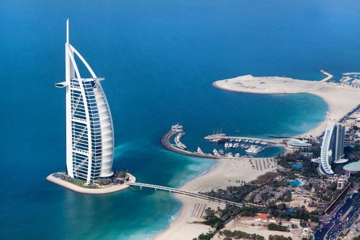 Burj-Al-Arab-Hotel-UAE-2.jpg