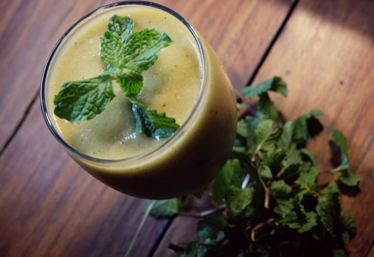 Minty-Bok-Choy-Smoothie.jpg