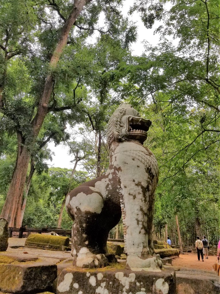 TaProhm.jpg