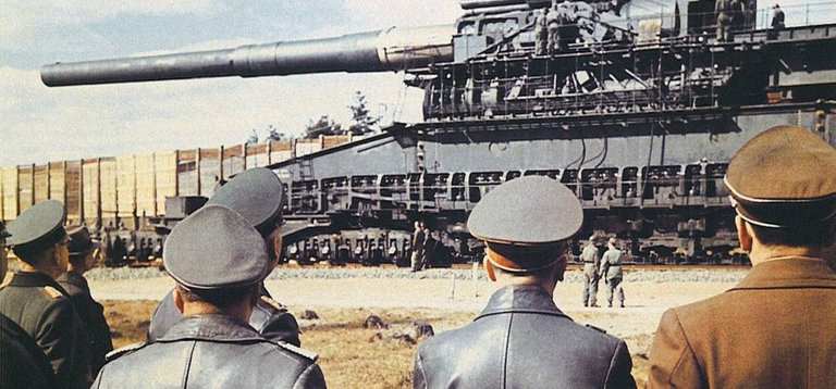 Armas-secretas-de-Hitler-Schwerer-Gustav.jpg