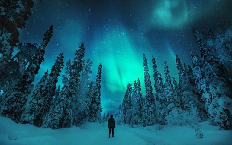 Header_lapland_konsta_aurora_hannes.jpg