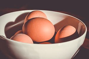 high-protein-diet-eggs-in-bowl.jpg