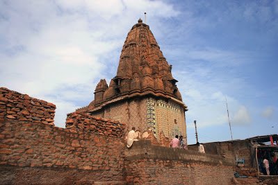 Hindu Temple, Manora Island - Karachi.jpg