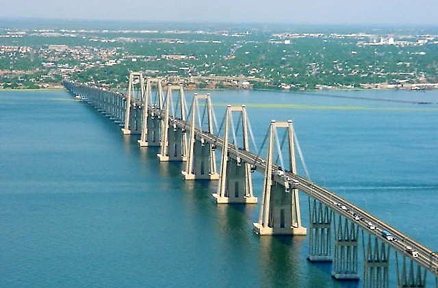 puente_sobre_el_lago_de_maracaibo.jpg