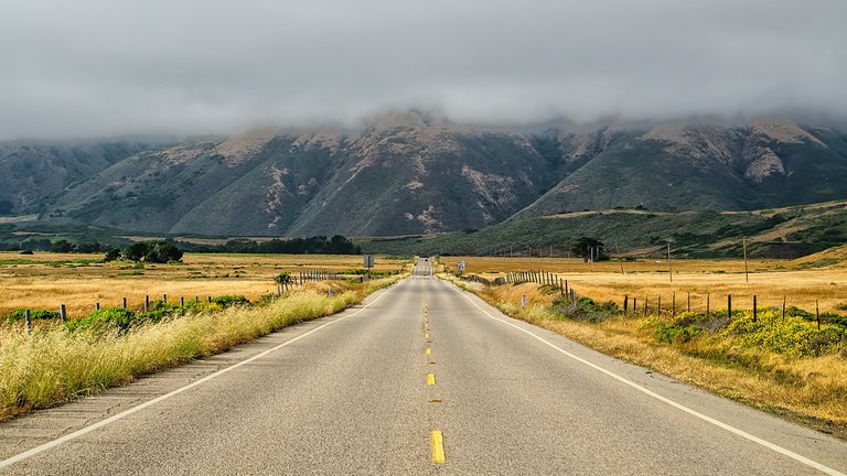 ws_Road_To_Foggy_Mountains_1920x1080.jpg