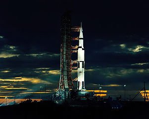 301px-Apollo_17_The_Last_Moon_Shot_Edit1.jpg