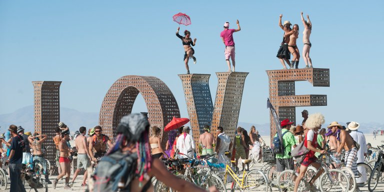 o-BURNING-MAN-FESTIVAL-facebook.jpg