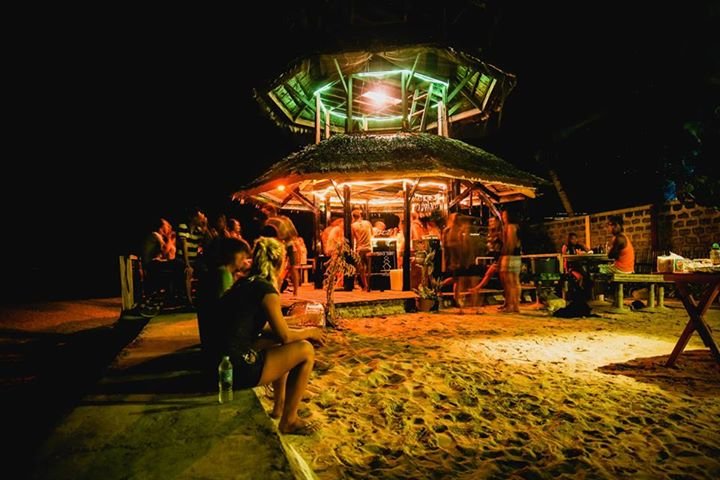 pagoda-beach-bar.jpg