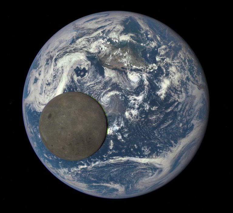 epicearthmoonstill1024.jpg