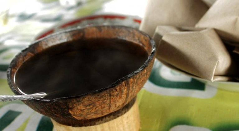 hariansib_Menikmati-Kopi-dalam-Tempurung-Khas-Sumbar.jpg