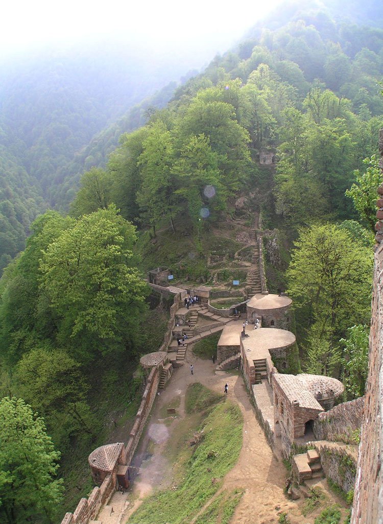 rudkhan castle3.jpg