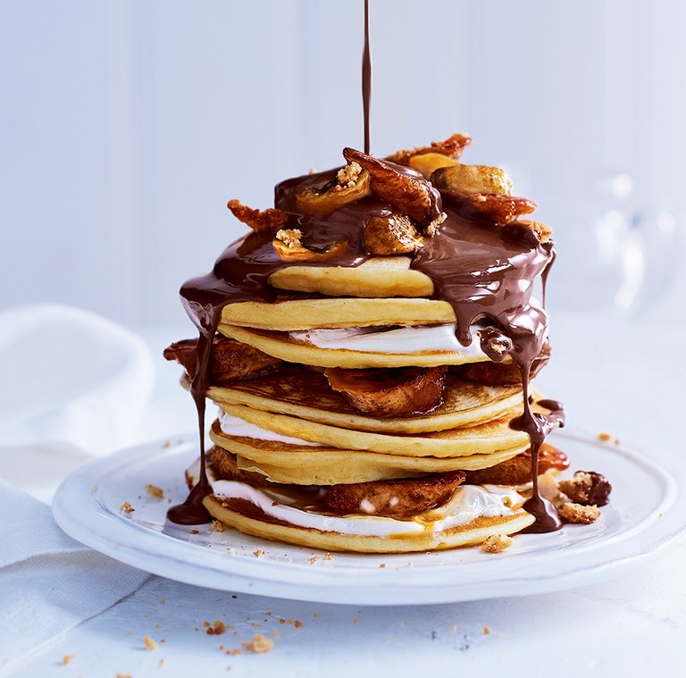 774368-1-eng-GB_banana-and-nutella-pancakes.jpg