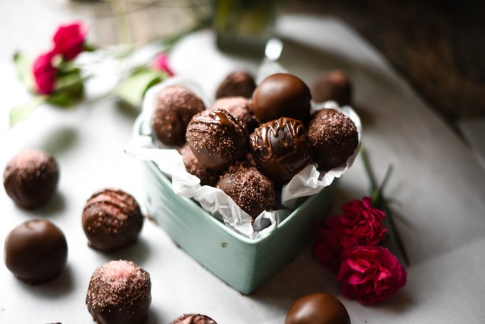 Triple Chocolate Chip Cake Ball Truffles (2).jpg