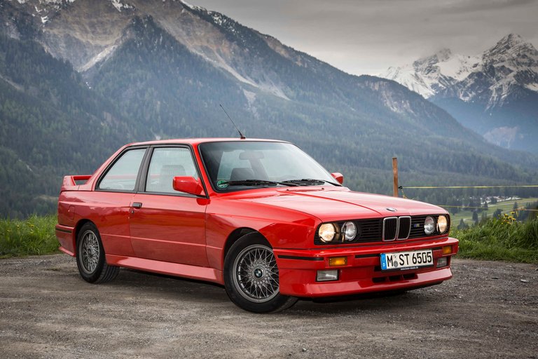 BMW_E30_M3_stock_red.jpg