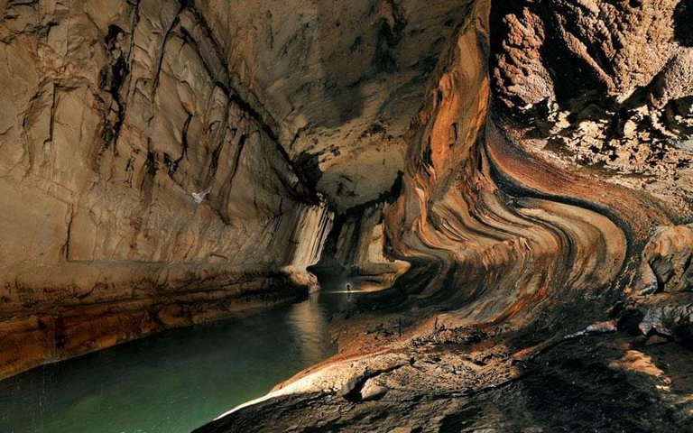 Cleanwater cave.jpg