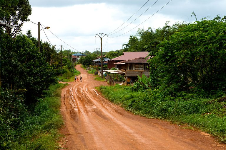 1200px-Village_de_Cacao.jpg