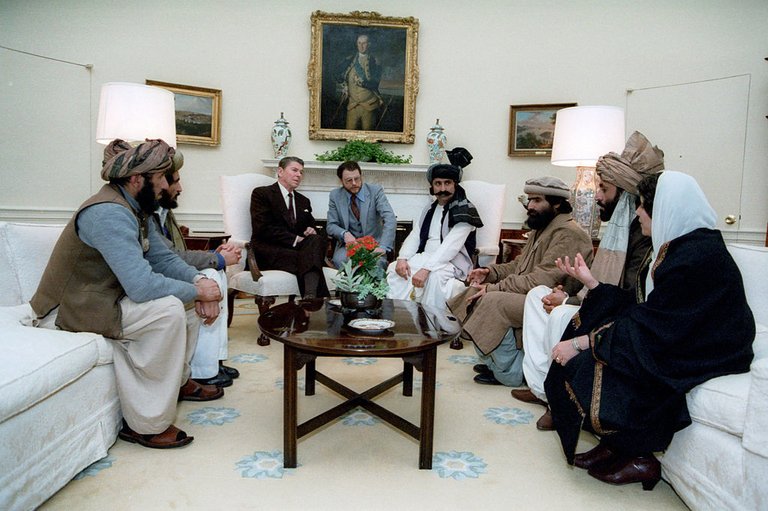 reagan and mujahideen.jpg