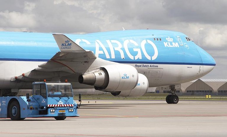 boeing-747-cargo-klm_2.jpg