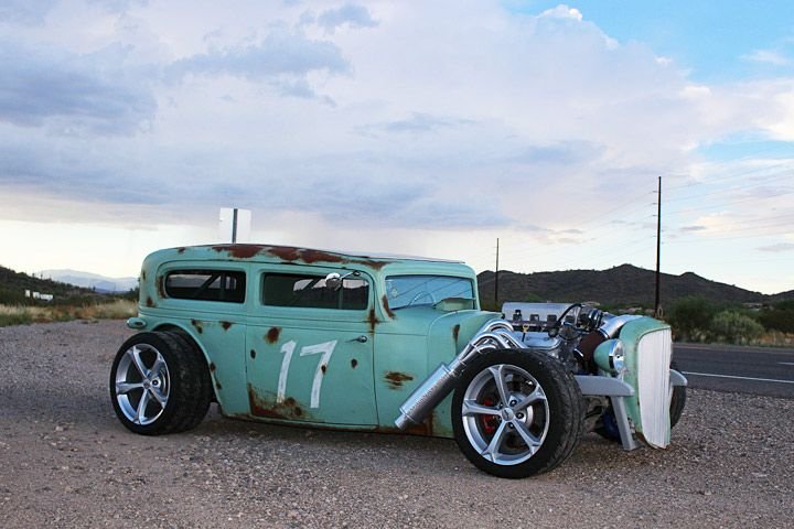 32-chevrolet-rat-rod-corvette-1 (1).jpg