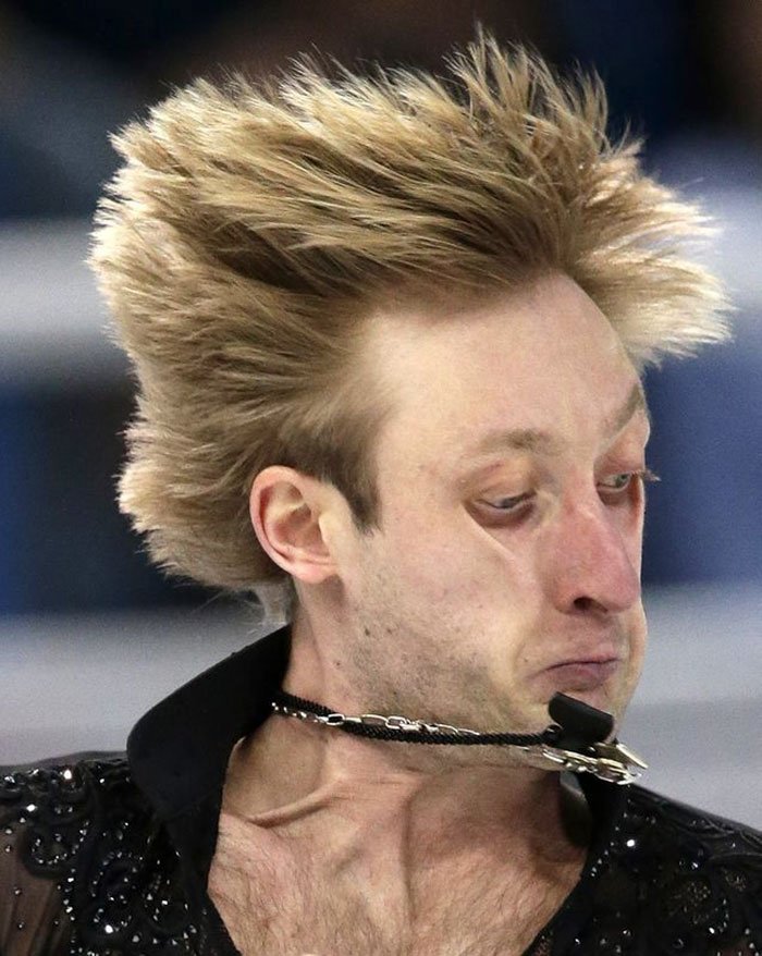 funny-olympic-figure-skating-faces-6-5a81499371464__700.jpg