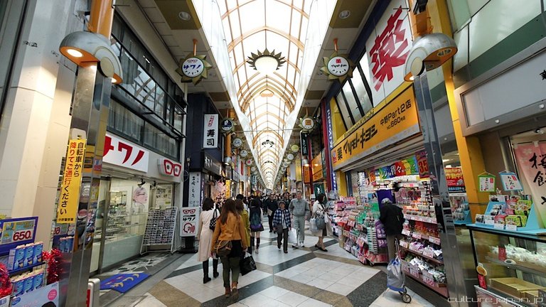 Broadway_Arcade_Nakano_Tokyo.jpg