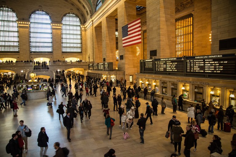 grand-central-station-in-new-york-1467650093L1K.jpg