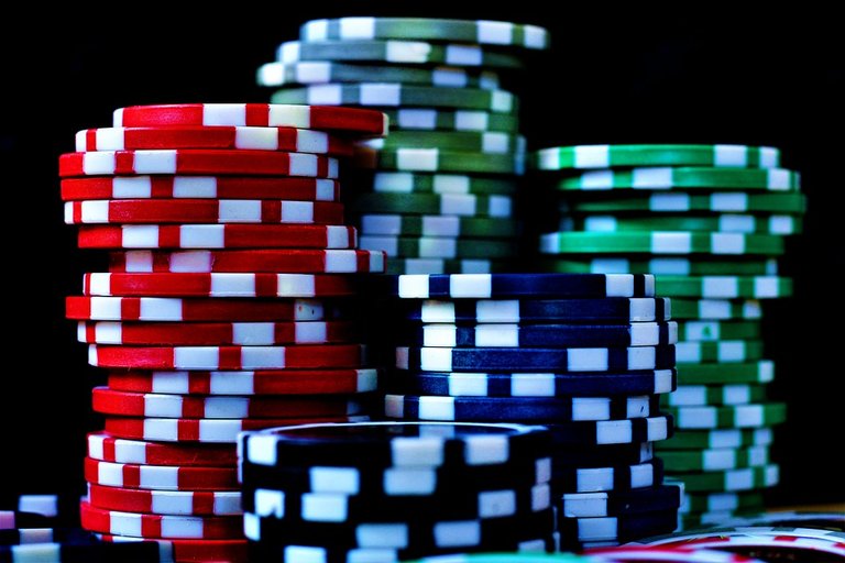 poker chips 1.jpg