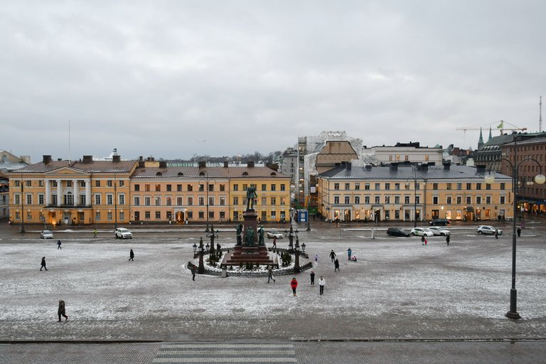 Helsinki_Senate_Square_20170130.jpg