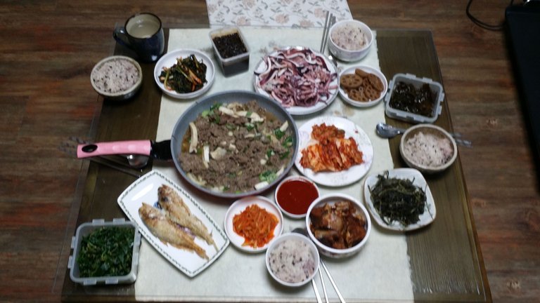 엄마 밥상.jpg