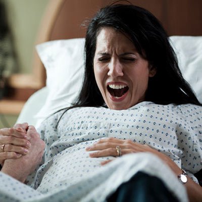 surprising-labor-and-delivery-facts-woman-in-labor-full.jpg