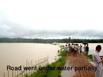 Road went under water.jpg