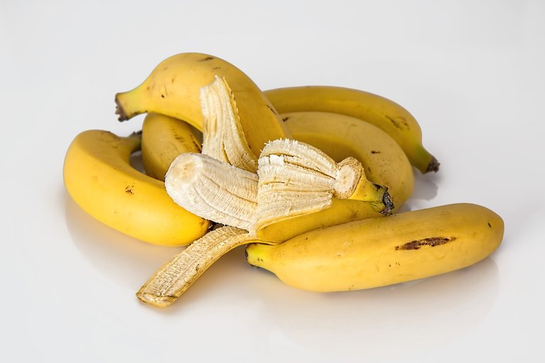 banana-614090_1280.jpg