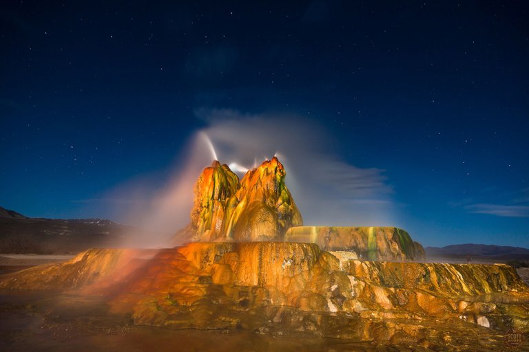 Fly Geyser at Night 6.jpg