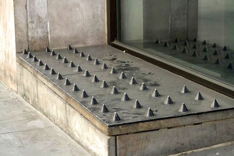 pay-tesco-removes-the-controversial-anti-homeless-spikes.jpg