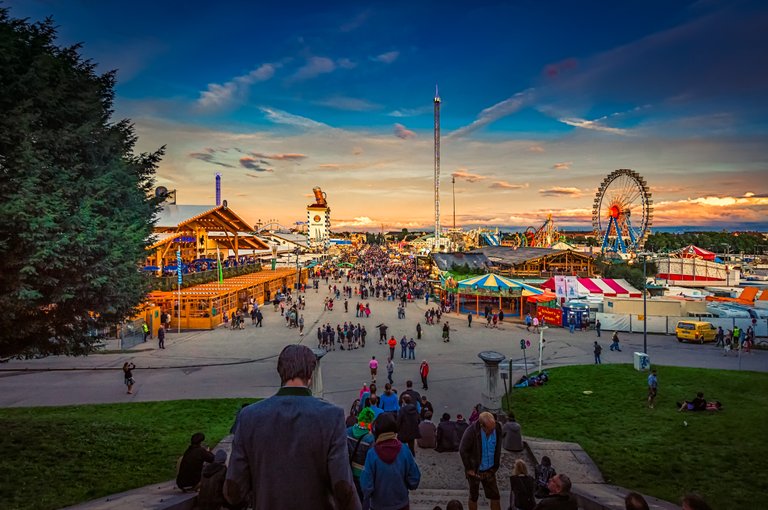 170918_Wiesn_vonderBavariaaus.jpg