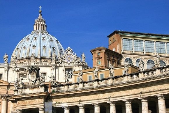 san-pietro-vaticano-itinerario-roma-1-giorno-a-piedi.jpg