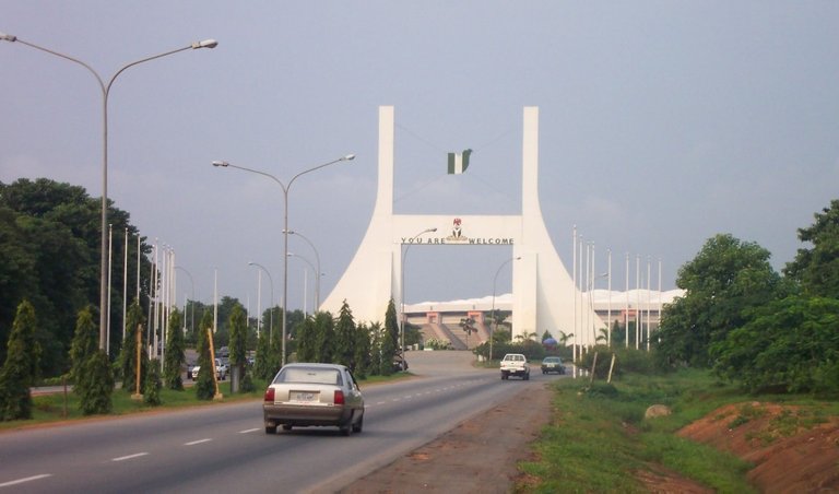 Abuja_gate-e1429797357369.jpg