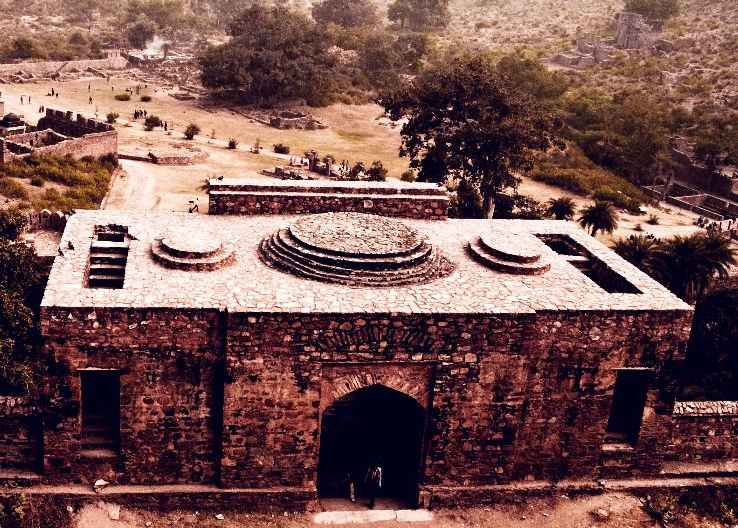 bhangarh-fort-2_1443704898e13.jpg