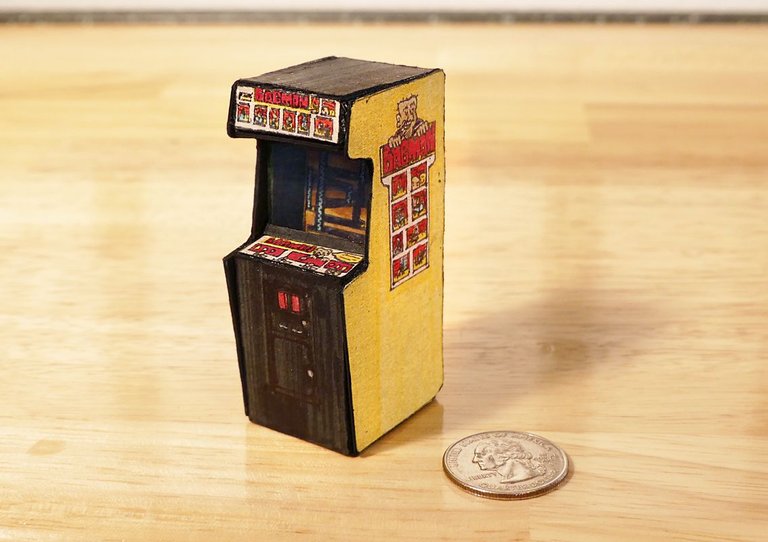 Cardboard Arcade_Bagman_04.jpg