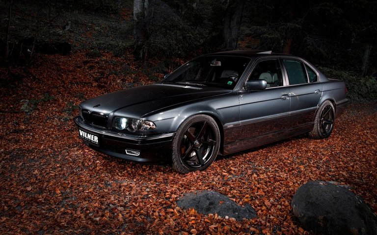 BMW-4k-Ultra-HD-Wallpaper-142-1440x900.jpg