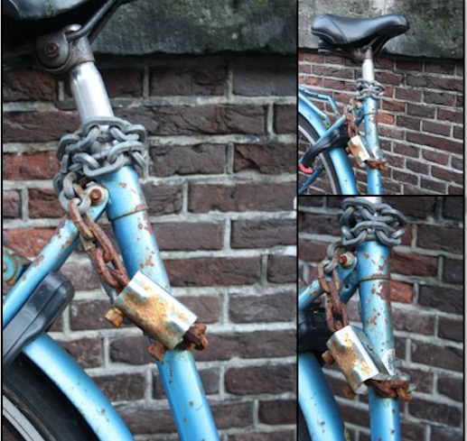 bicicleta y su candado.png