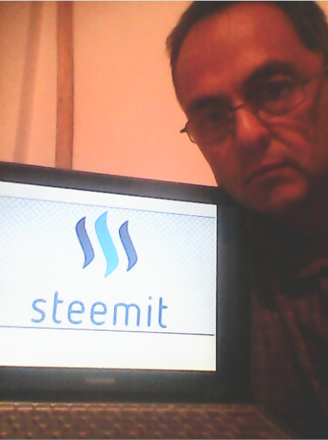 Steemit.png