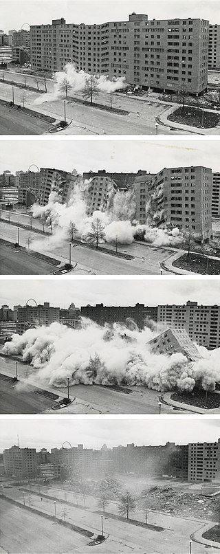 320px-Pruitt-igoe_collapse-series.jpg