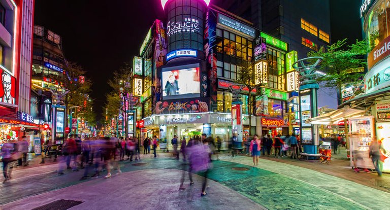 night-scene-ximending-taiwan-taipei-march-source-s-fashion-subculture-japanese-culture-people-can-51948193.jpg