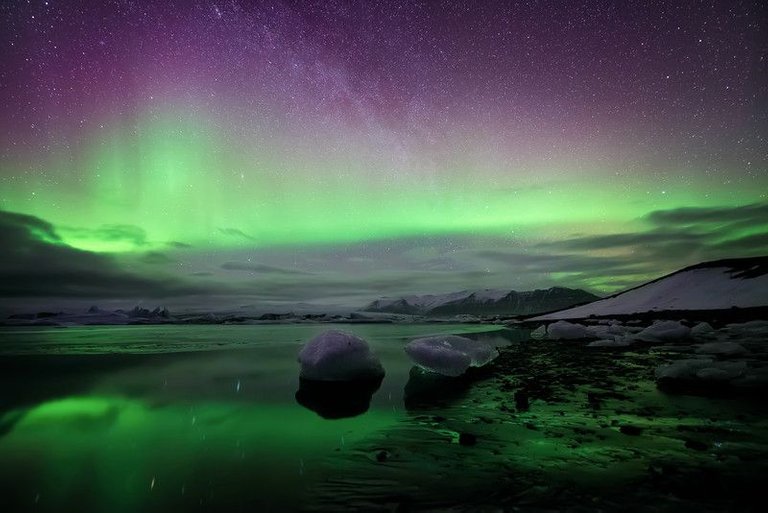 Aurora Over The Ice Lagoon-L.jpg
