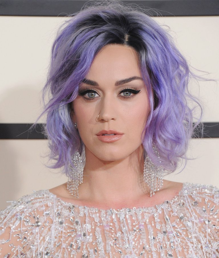 katy-perry-pastel-purple-hair-with-roots.jpg