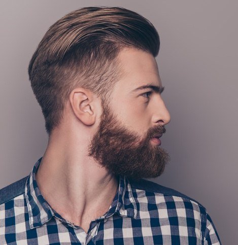 estilo-hipster-hombre-pelo-corto-istock.jpg