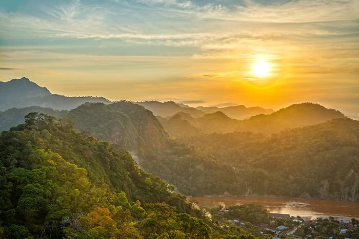 rurrenabaque_hilly_sunset_river_beni_hdr_reduced1.jpg