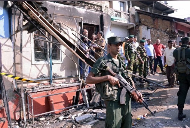 Sri-Lanka-martial-law.jpg