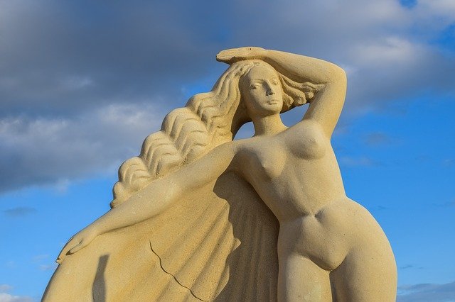 aphrodite-1953359_640.jpg